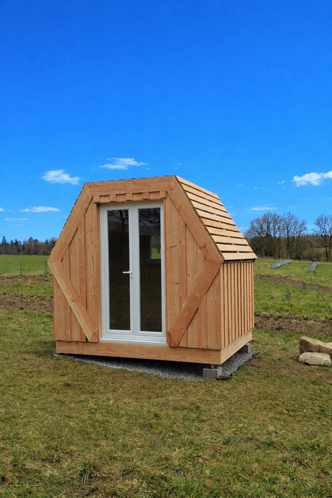 Gîte écologique en Corrèze à louer chez Abeilles & Etoiles dans un cadre naturel et verdoyant