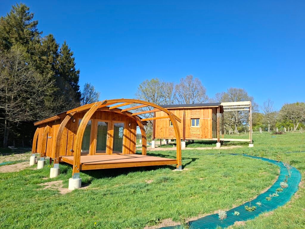 Hébergement gîte nature en Corrèze pour séjour ressourçant en pleine nature chez Abeilles & Etoiles - grand gîte
